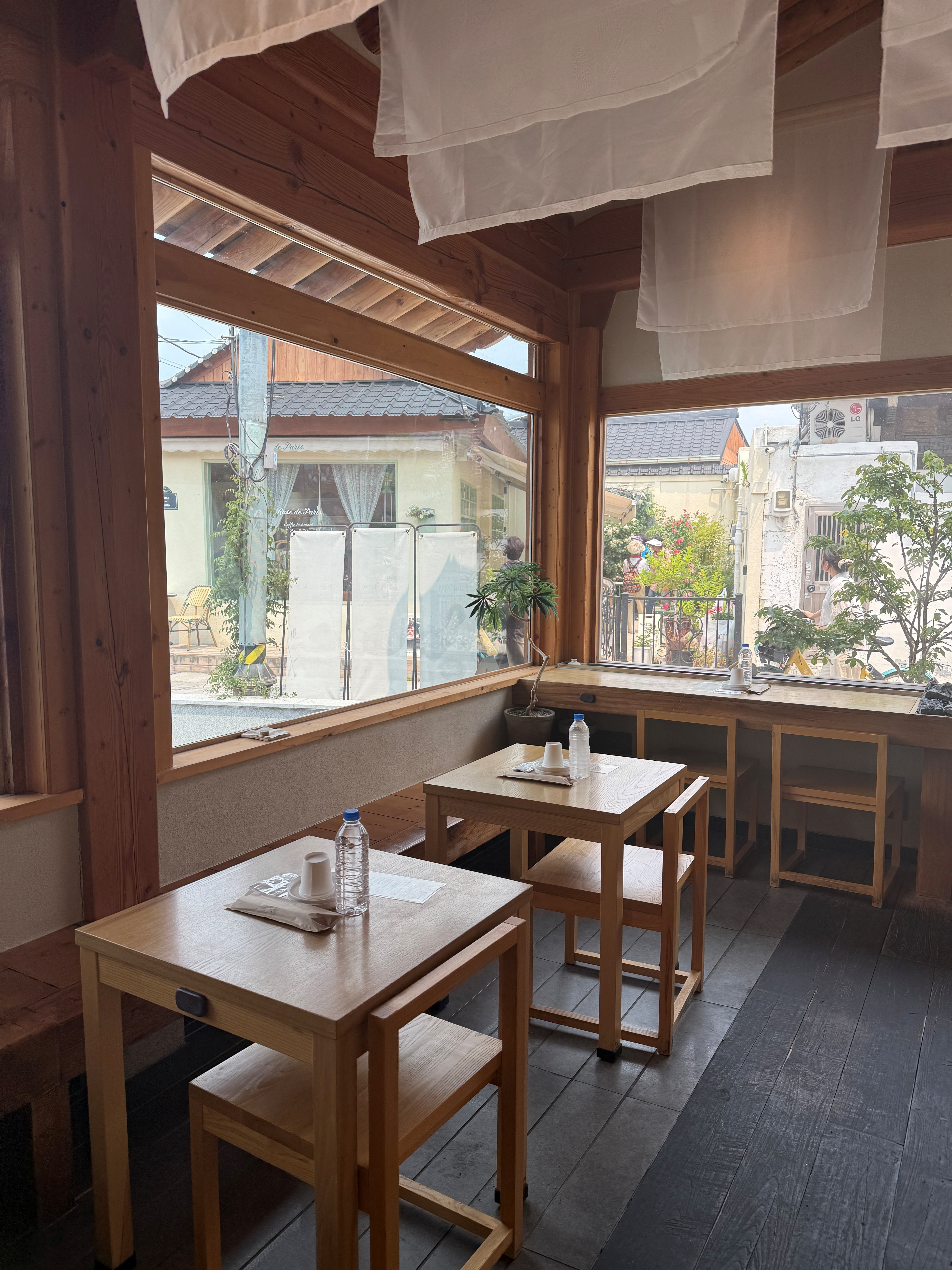 경주 조용하고 데이트하기 좋은 식당